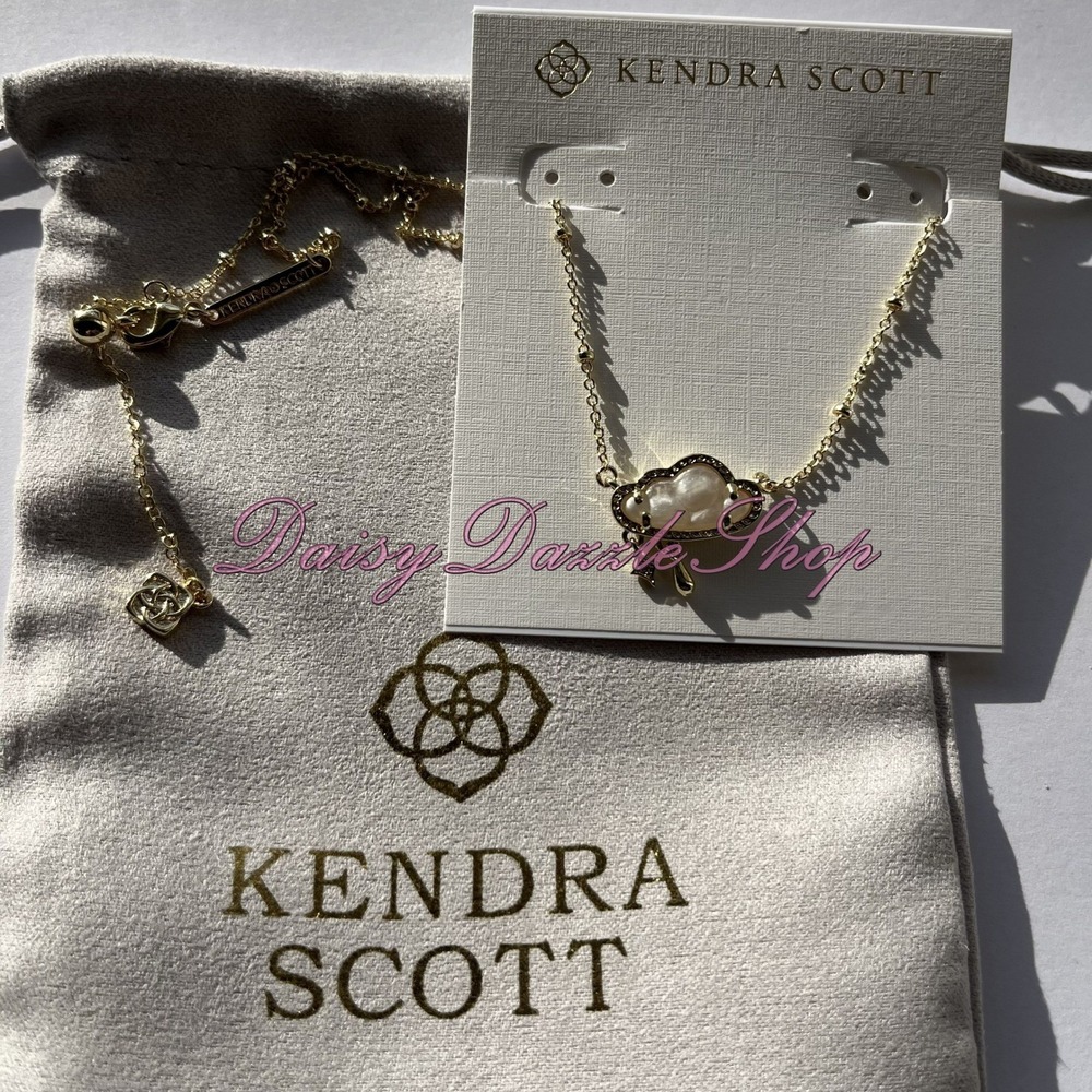 ✨New Kendra Scott Celeste Cloud Gold Short Pendant Necklace - Picture 2 of 7